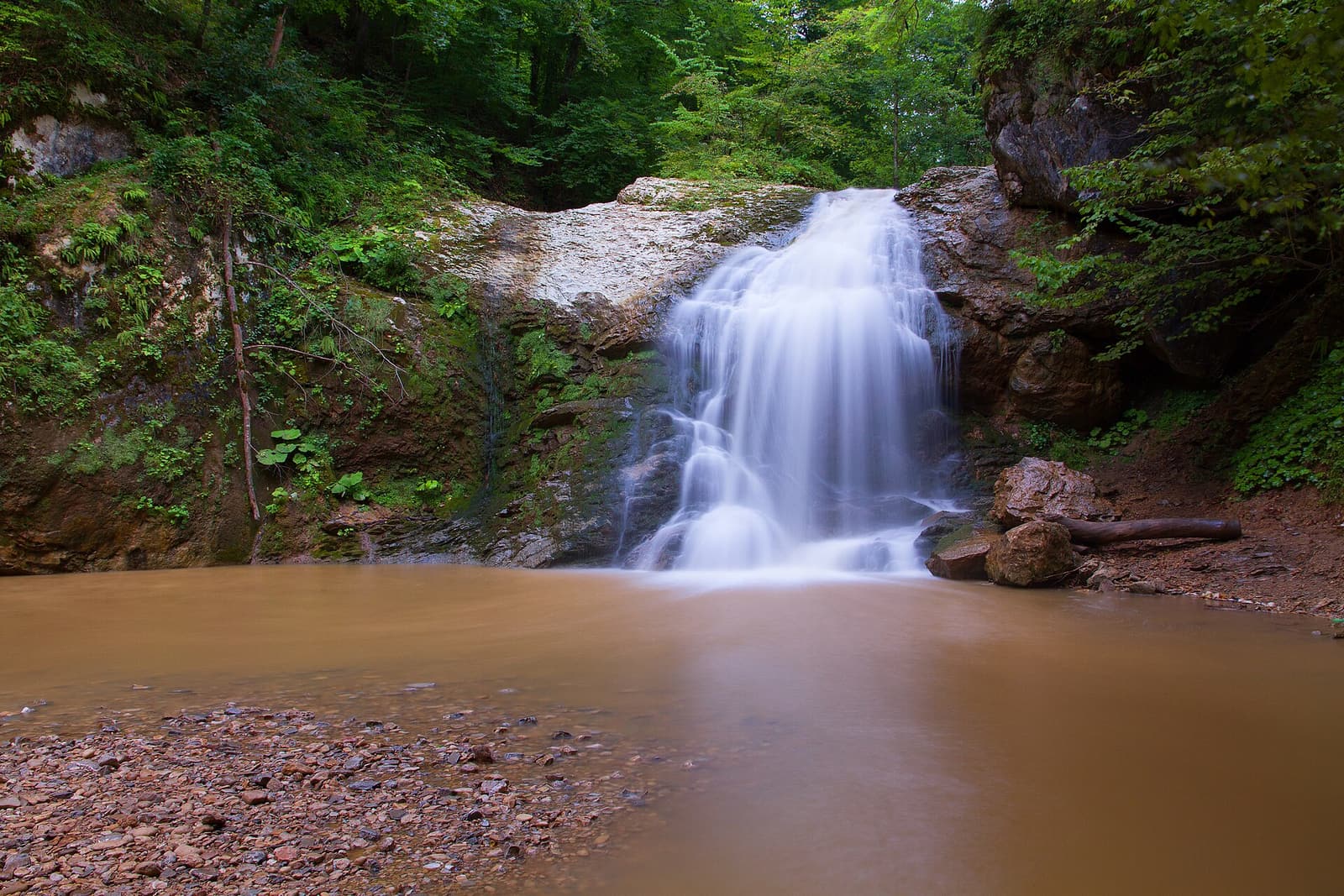 Forest waterfall on the Rufabgo stream