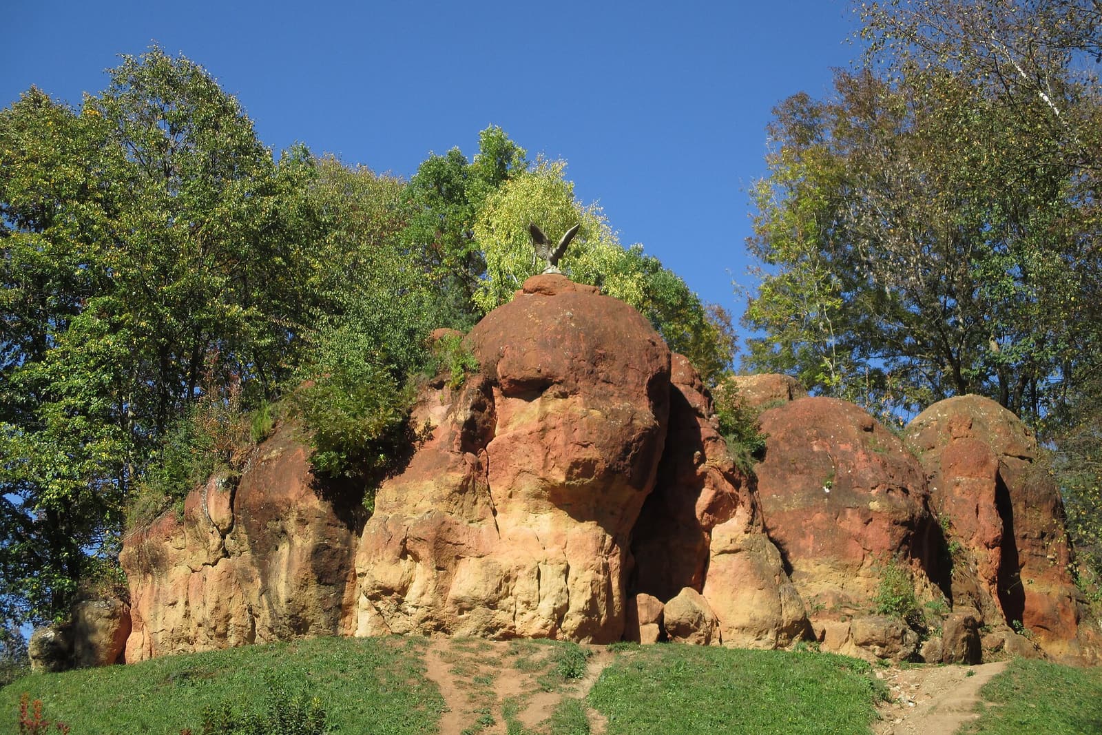 Red Stones and eagle sculpture in Kislovodsk